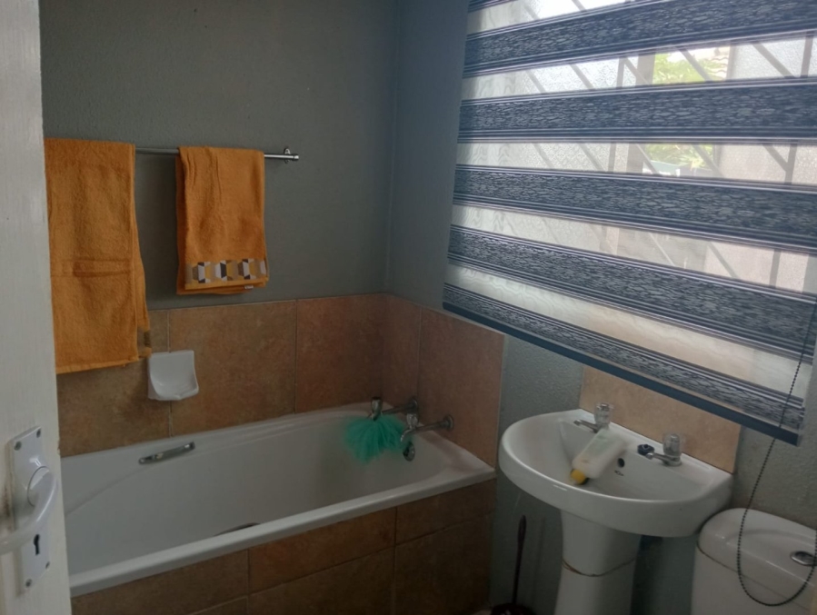 3 Bedroom Property for Sale in The Orchards Gauteng