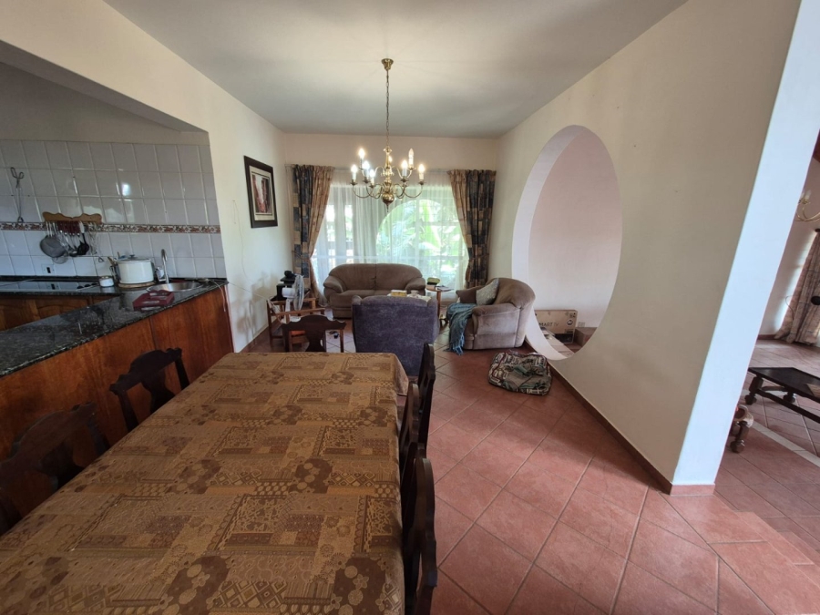 6 Bedroom Property for Sale in Florauna Gauteng