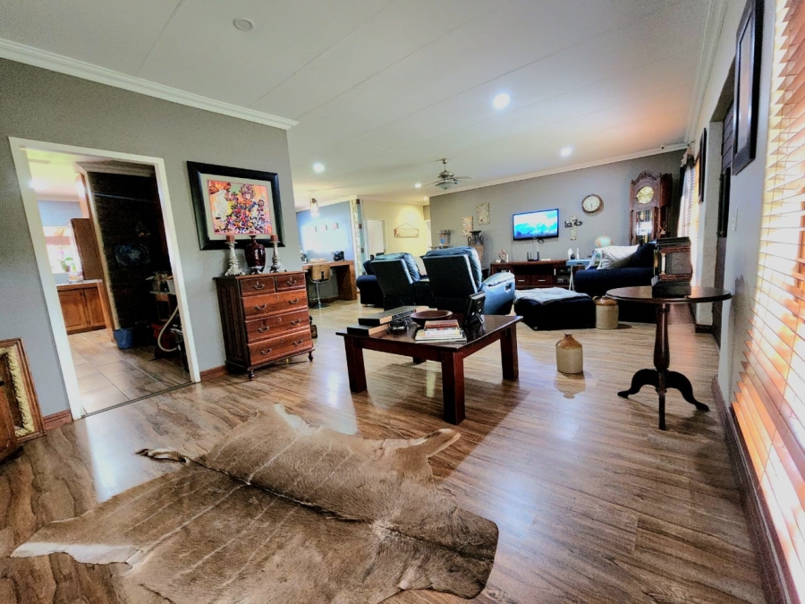 5 Bedroom Property for Sale in Wonderboom Gauteng