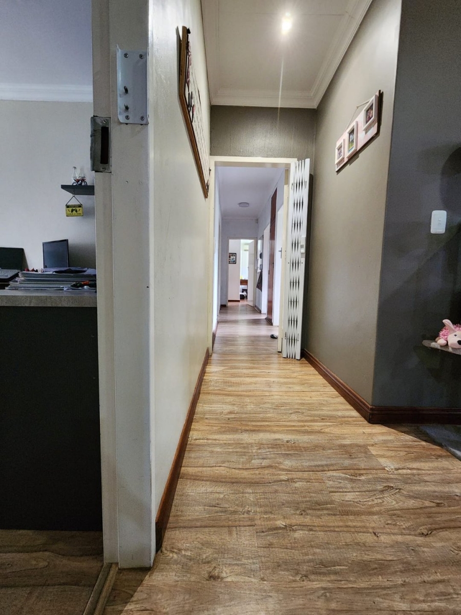 5 Bedroom Property for Sale in Wonderboom Gauteng
