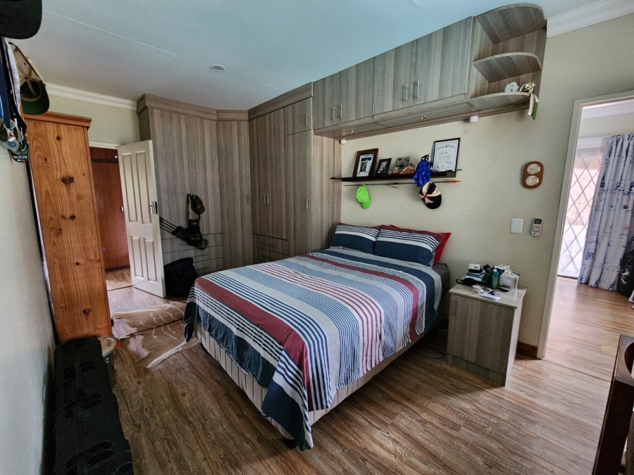 5 Bedroom Property for Sale in Wonderboom Gauteng