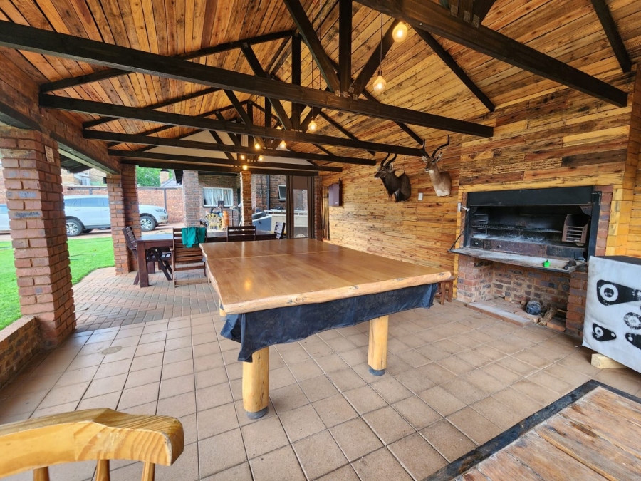 5 Bedroom Property for Sale in Wonderboom Gauteng