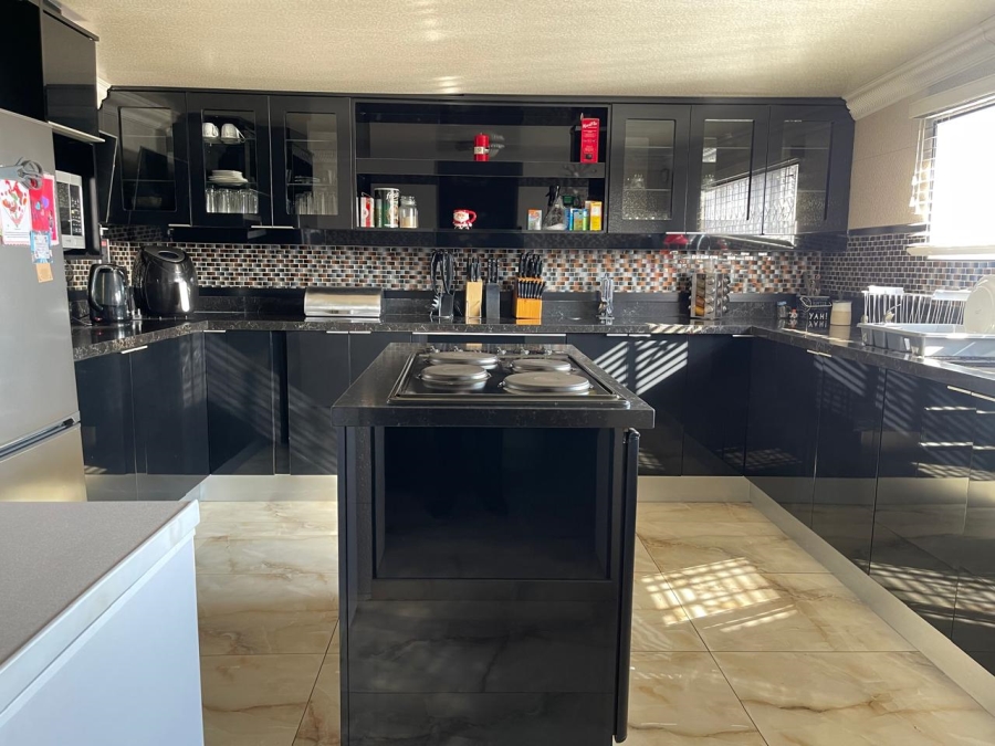 4 Bedroom Property for Sale in Arcon Park Gauteng