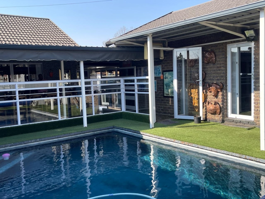 4 Bedroom Property for Sale in Arcon Park Gauteng