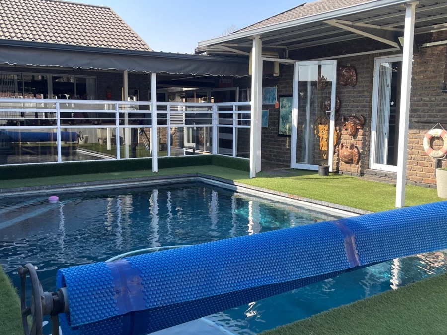 4 Bedroom Property for Sale in Arcon Park Gauteng