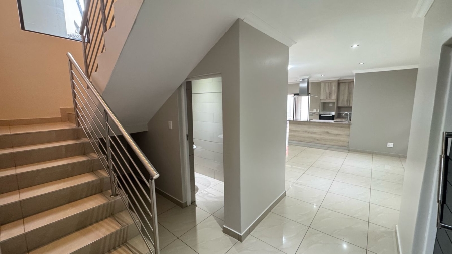 3 Bedroom Property for Sale in Olympus AH Gauteng