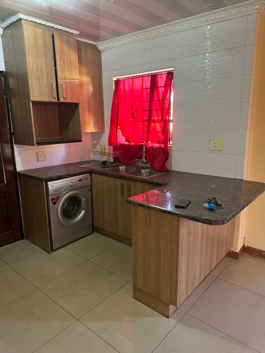 To Let 3 Bedroom Property for Rent in Dawn Park Gauteng