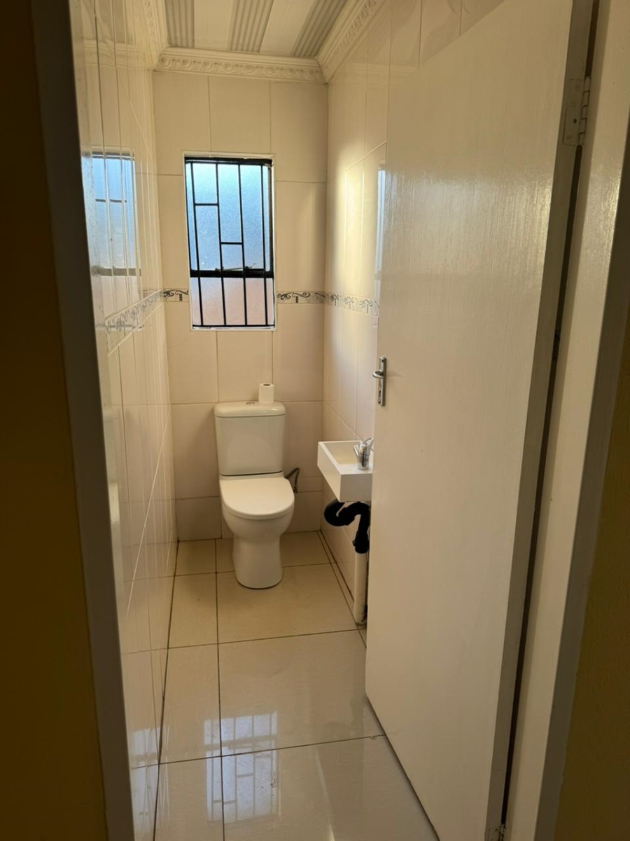 To Let 3 Bedroom Property for Rent in Dawn Park Gauteng