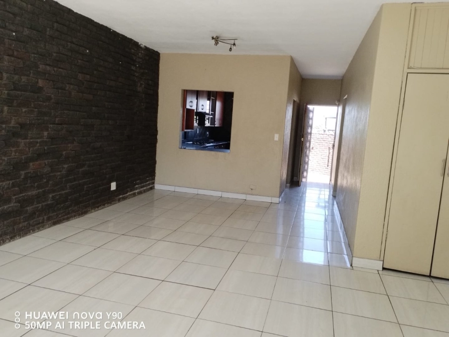 To Let 3 Bedroom Property for Rent in Lilianton Gauteng