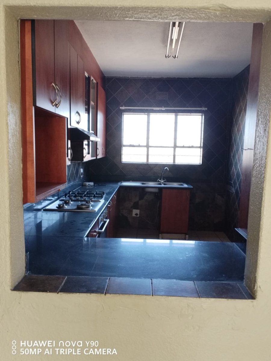 To Let 3 Bedroom Property for Rent in Lilianton Gauteng