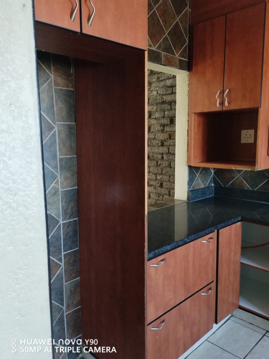 To Let 3 Bedroom Property for Rent in Lilianton Gauteng