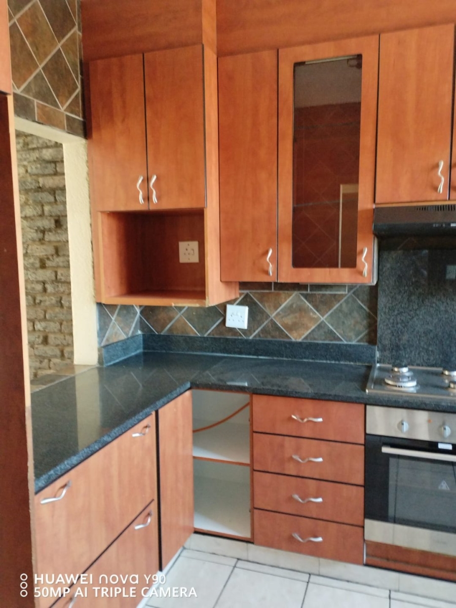 To Let 3 Bedroom Property for Rent in Lilianton Gauteng