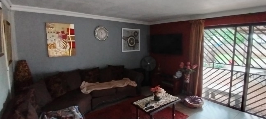 4 Bedroom Property for Sale in Meyerton Central Gauteng