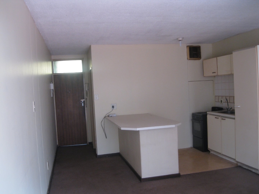 To Let 1 Bedroom Property for Rent in Pretoria Central Gauteng