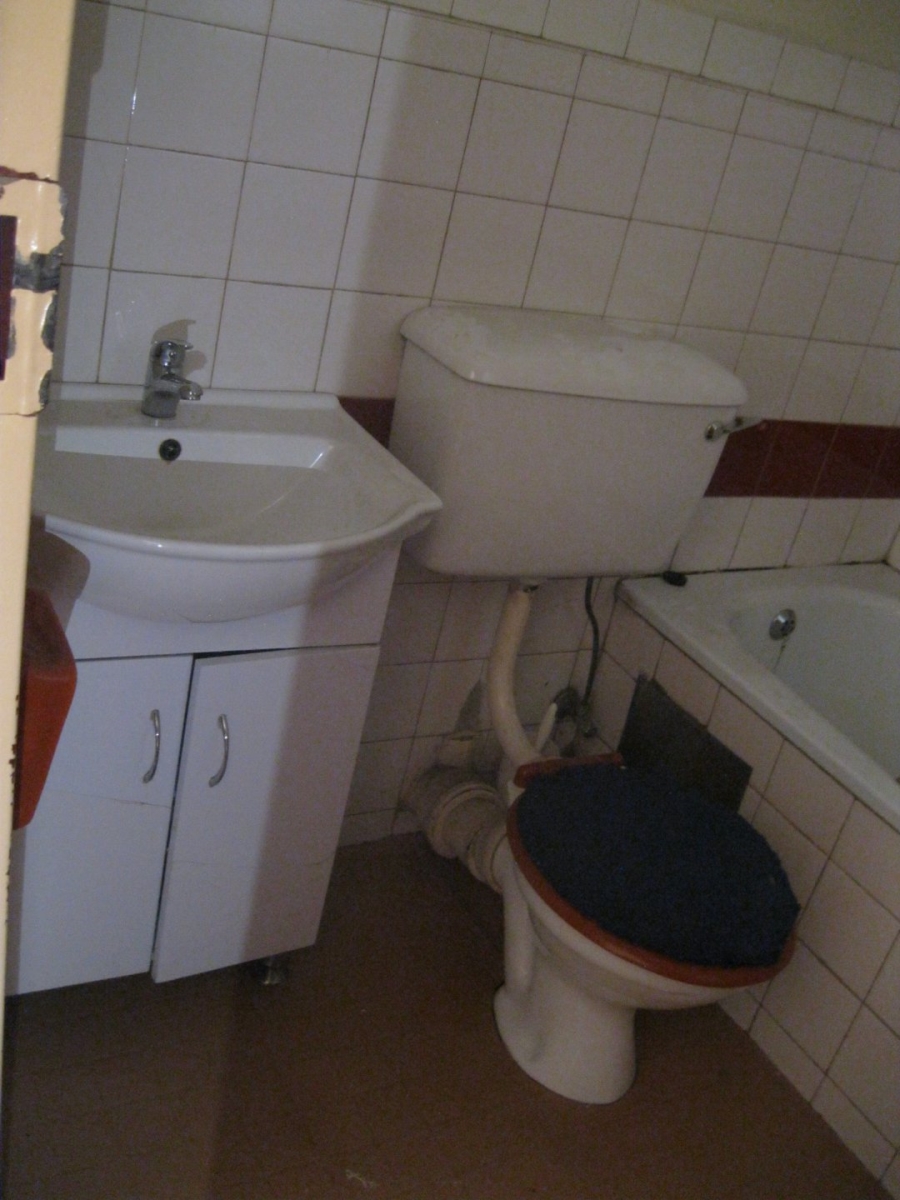 To Let 1 Bedroom Property for Rent in Pretoria Central Gauteng