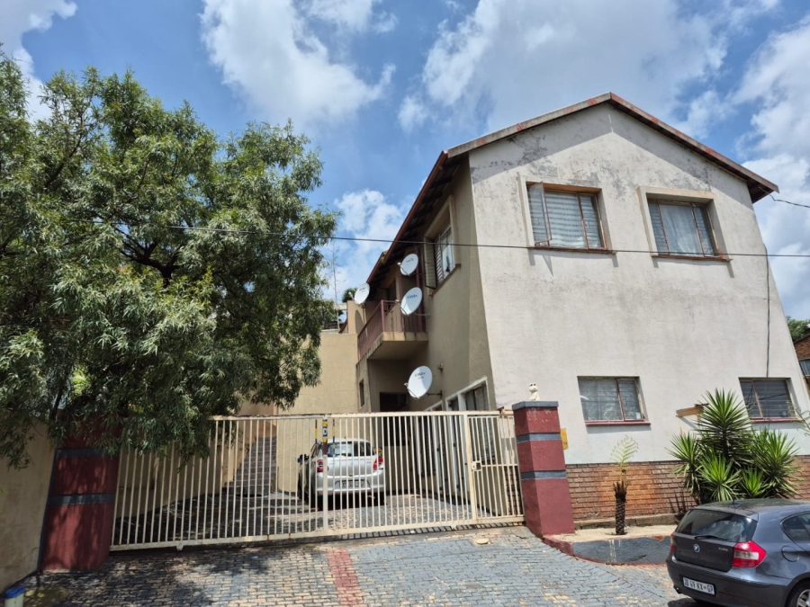 12 Bedroom Property for Sale in Hurst Hill Gauteng