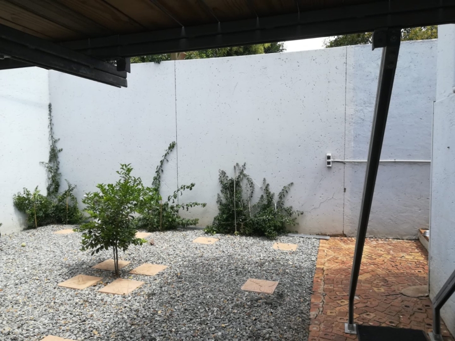 3 Bedroom Property for Sale in Bezuidenhout Valley Gauteng