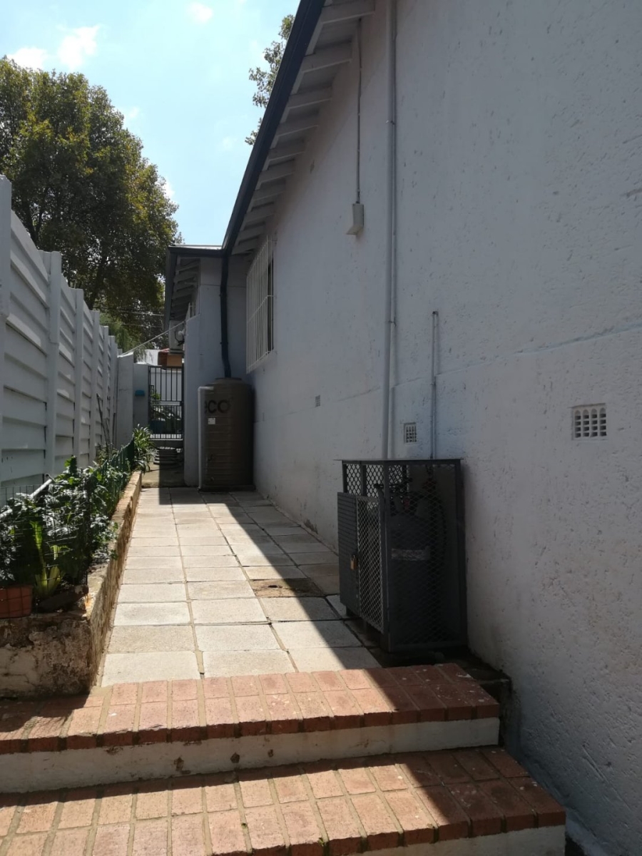 3 Bedroom Property for Sale in Bezuidenhout Valley Gauteng