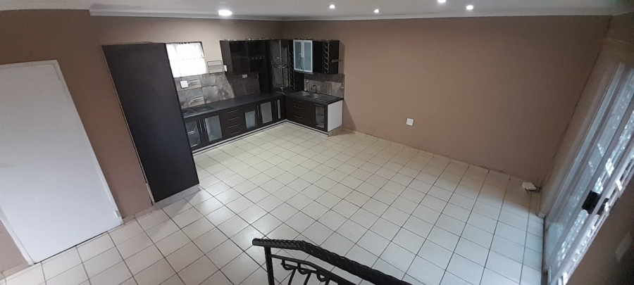 To Let 2 Bedroom Property for Rent in Elardus Park Gauteng