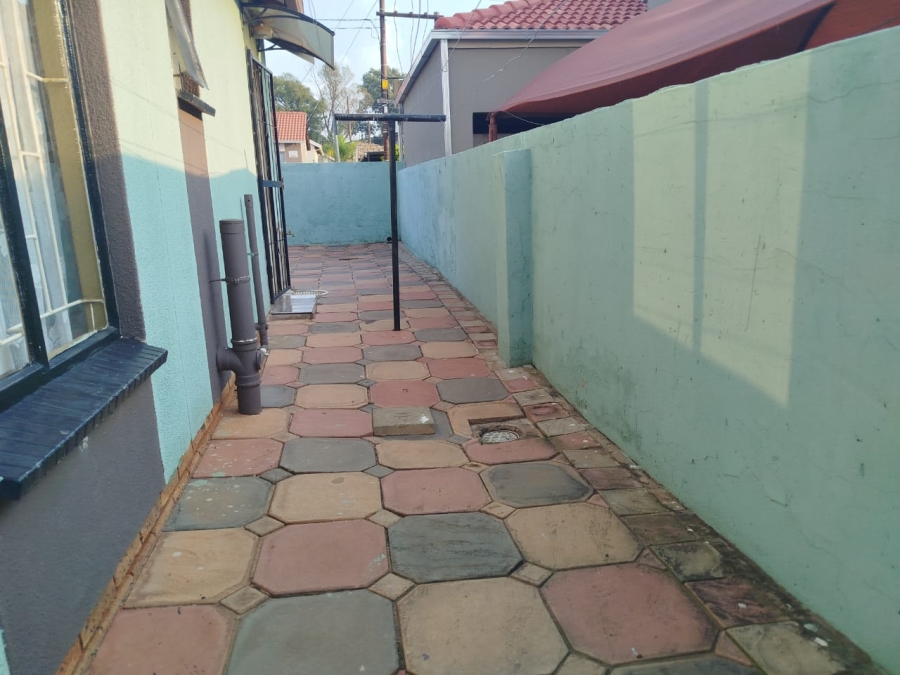 To Let 2 Bedroom Property for Rent in Gem Valley Gauteng