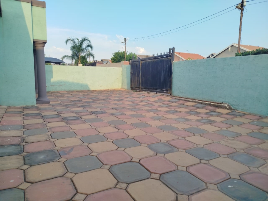 To Let 2 Bedroom Property for Rent in Gem Valley Gauteng