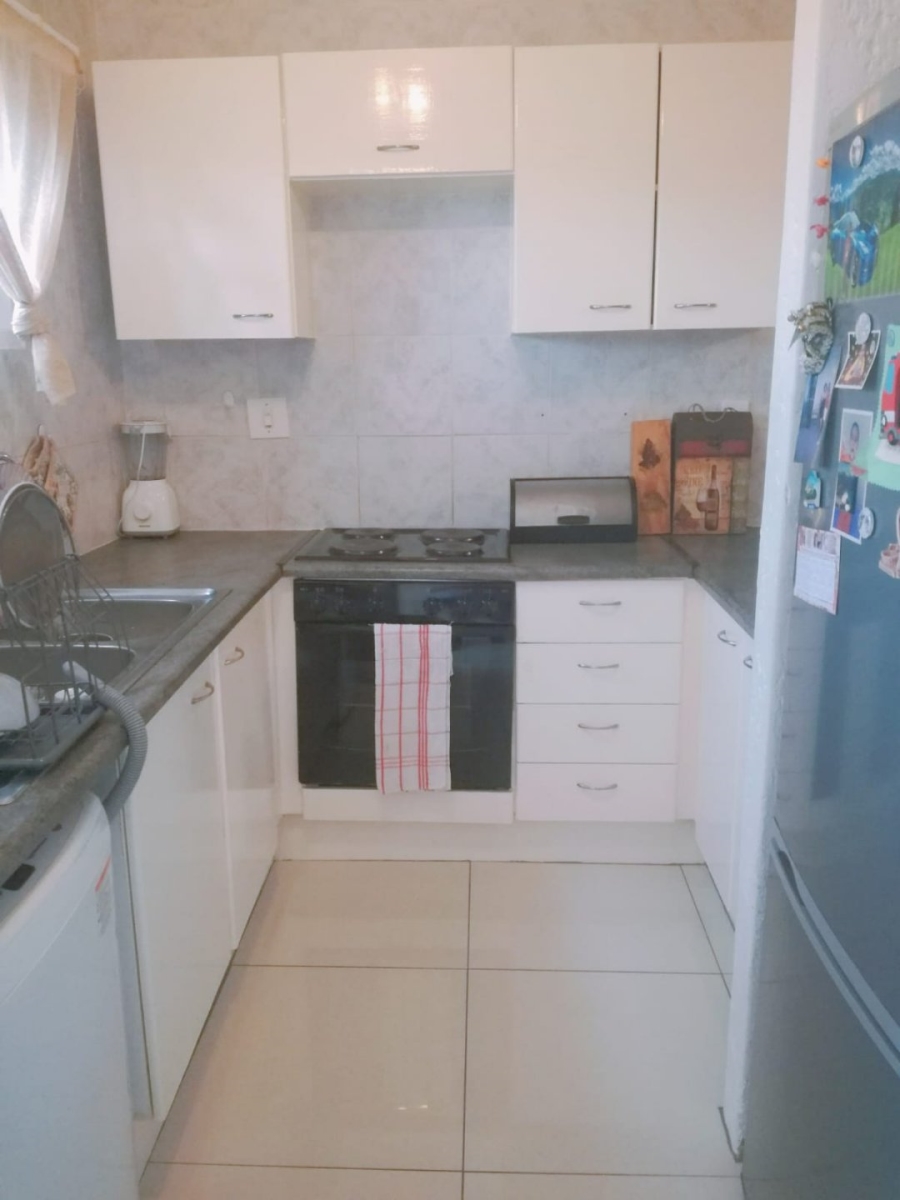 2 Bedroom Property for Sale in Winchester Hills Gauteng