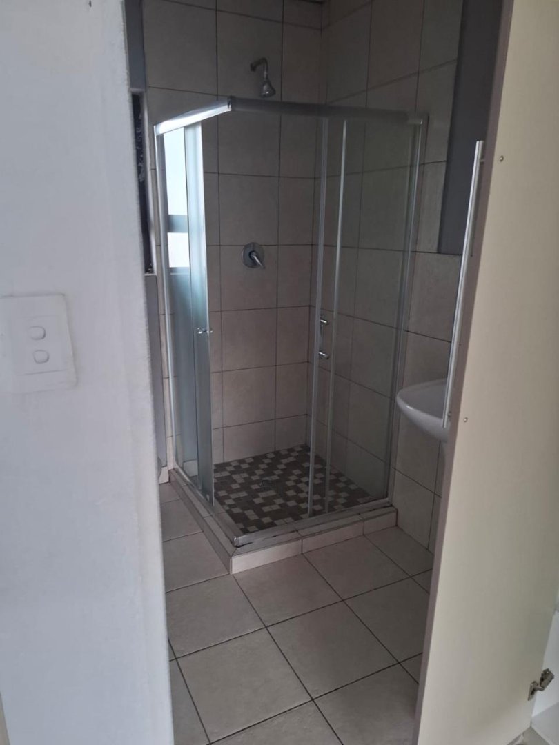 To Let  Bedroom Property for Rent in Protea Glen Gauteng