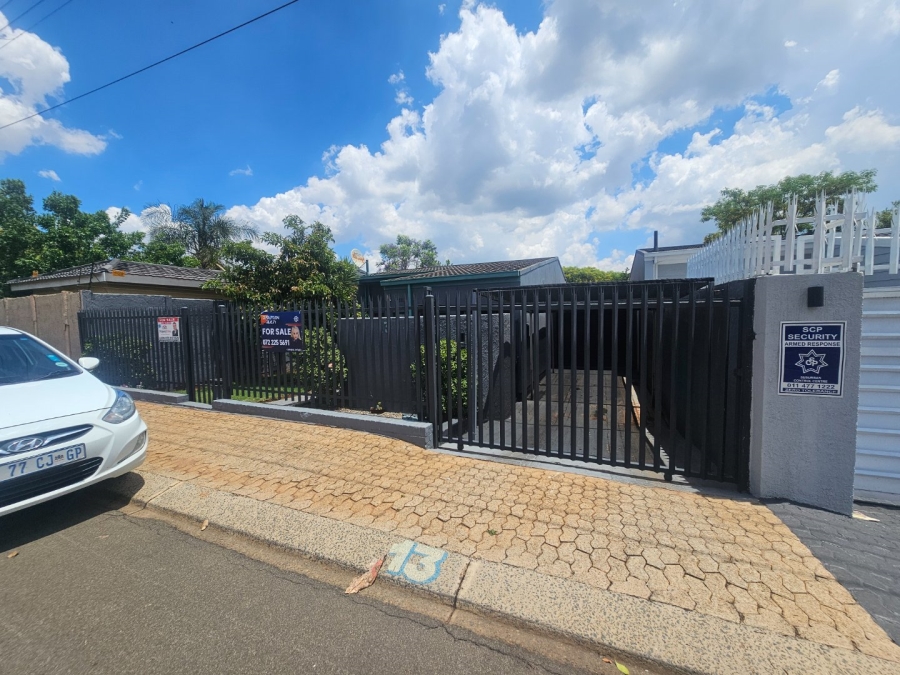 3 Bedroom Property for Sale in Albertville Gauteng