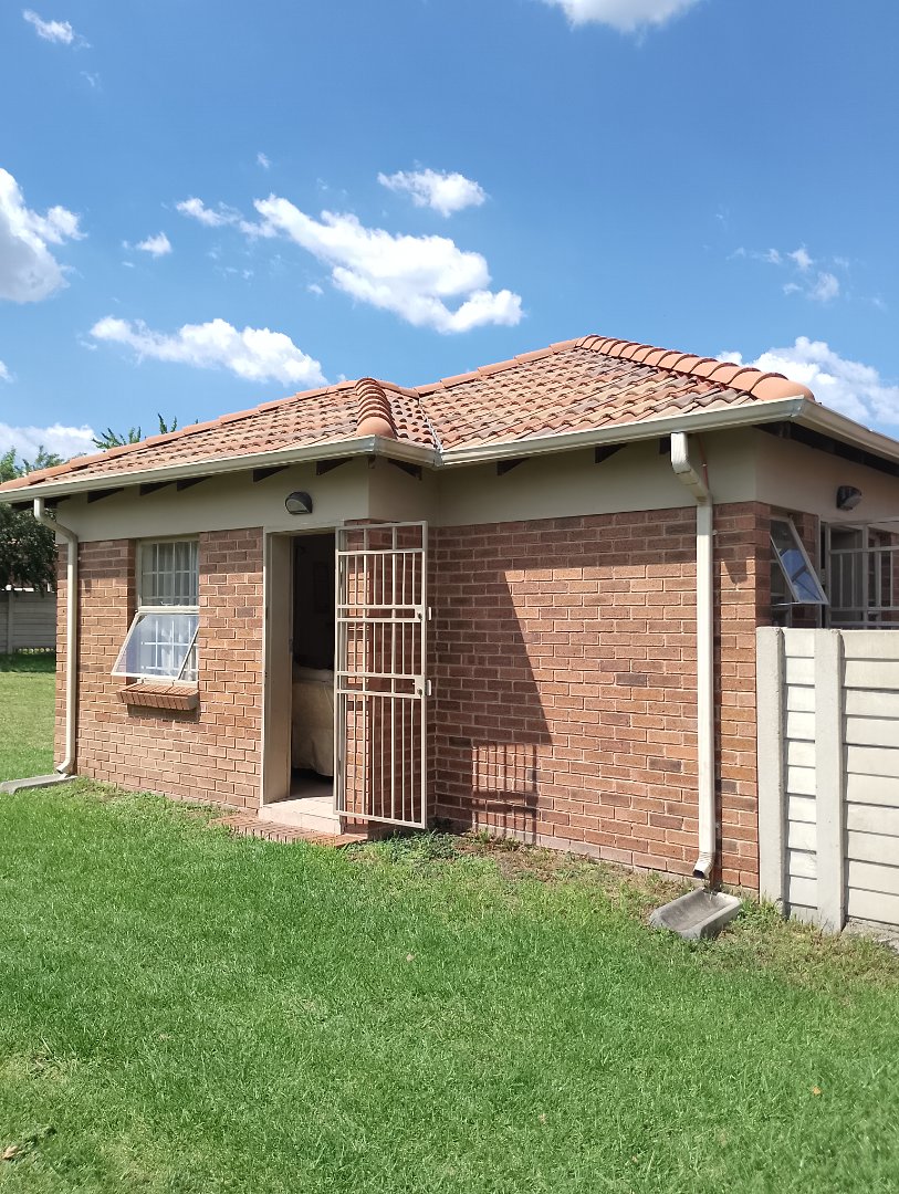 3 Bedroom Property for Sale in Thatch Hill Estate Gauteng