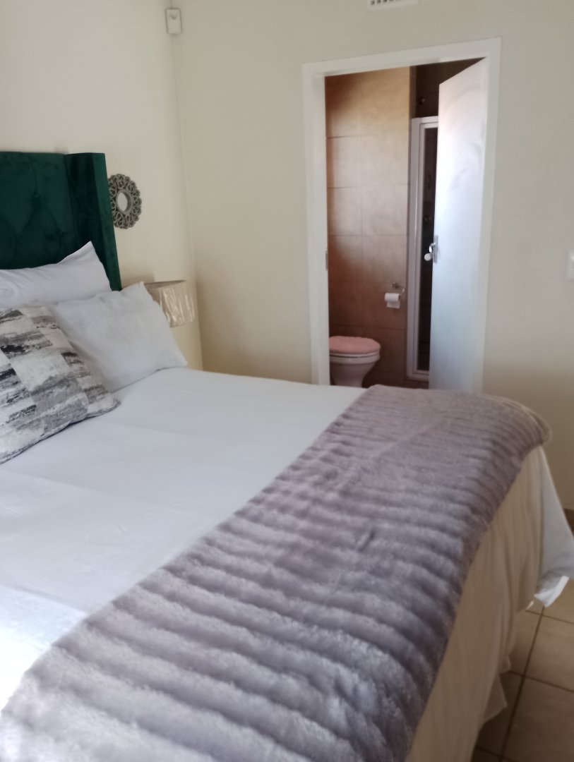 3 Bedroom Property for Sale in Thatch Hill Estate Gauteng