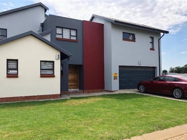 To Let 4 Bedroom Property for Rent in Brentwood Park Gauteng