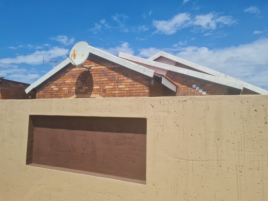 To Let  Bedroom Property for Rent in Sharpeville Gauteng