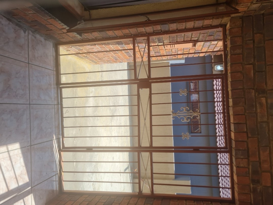 To Let  Bedroom Property for Rent in Sharpeville Gauteng