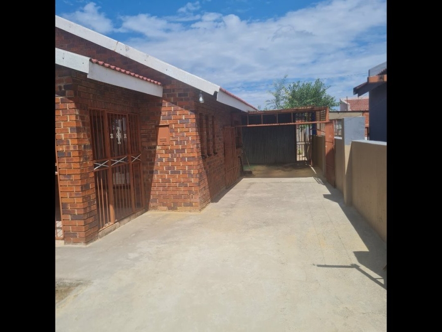3 Bedroom Property for Sale in Sharpeville Gauteng
