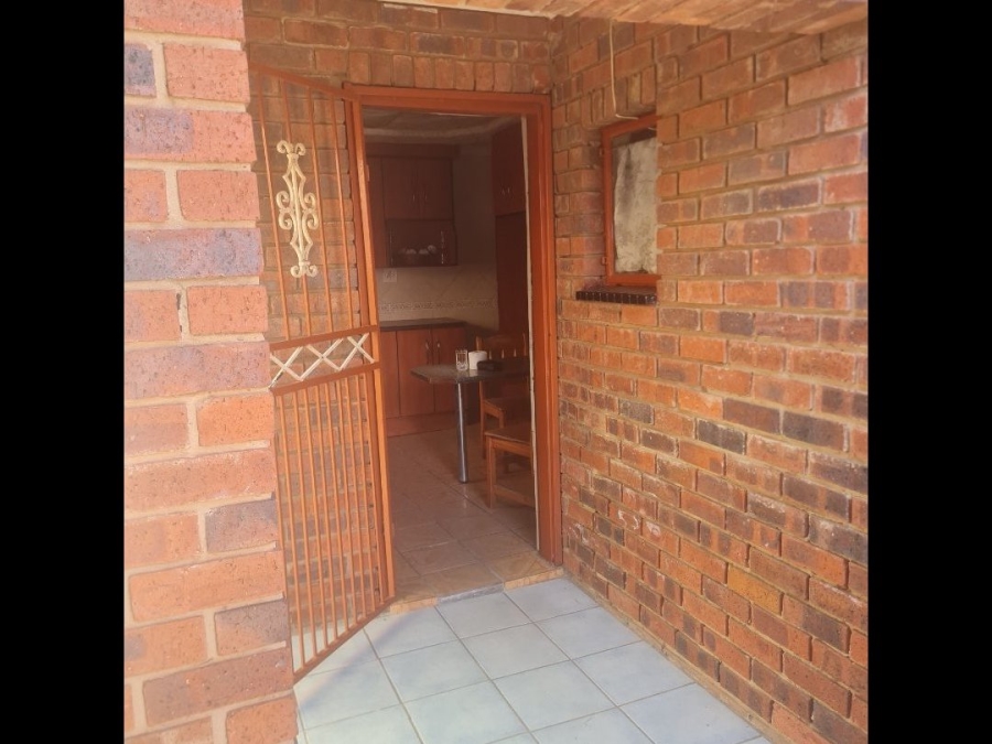 3 Bedroom Property for Sale in Sharpeville Gauteng