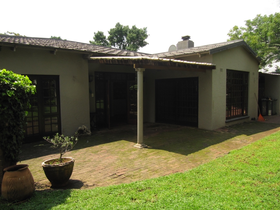 To Let 3 Bedroom Property for Rent in Greenside Gauteng