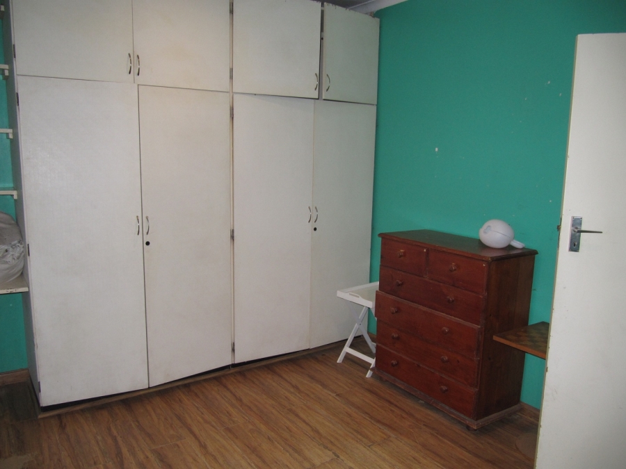 To Let 3 Bedroom Property for Rent in Greenside Gauteng