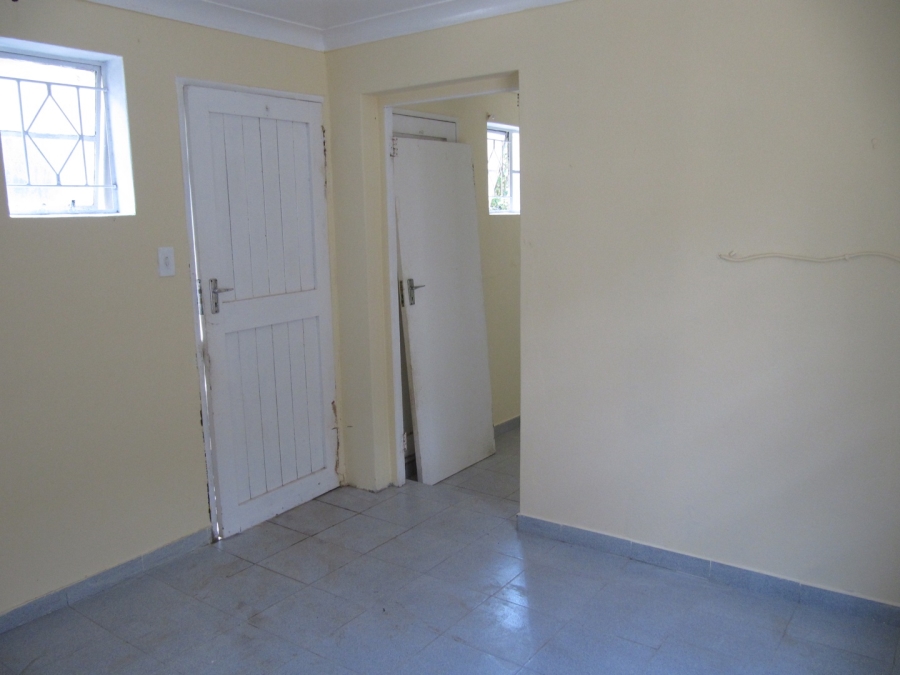 To Let 3 Bedroom Property for Rent in Greenside Gauteng