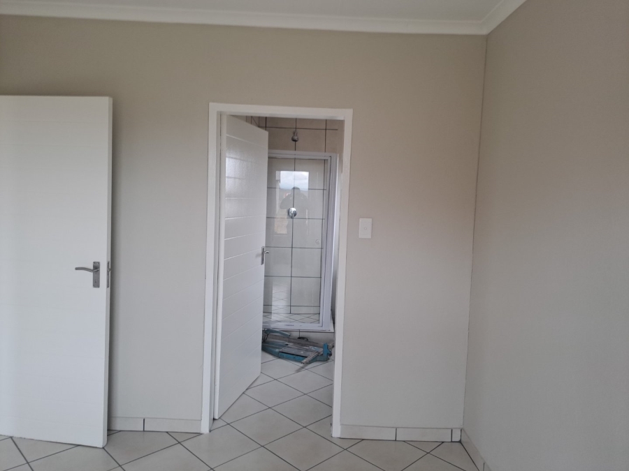 3 Bedroom Property for Sale in Crystal Park Gauteng