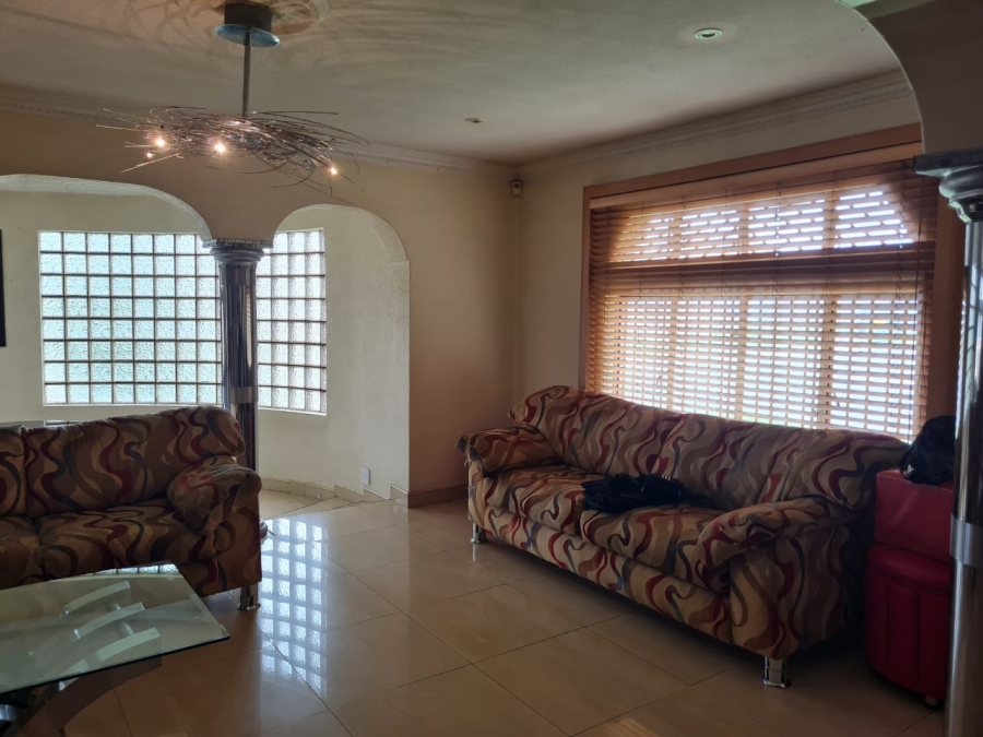 11 Bedroom Property for Sale in Lenasia South Gauteng