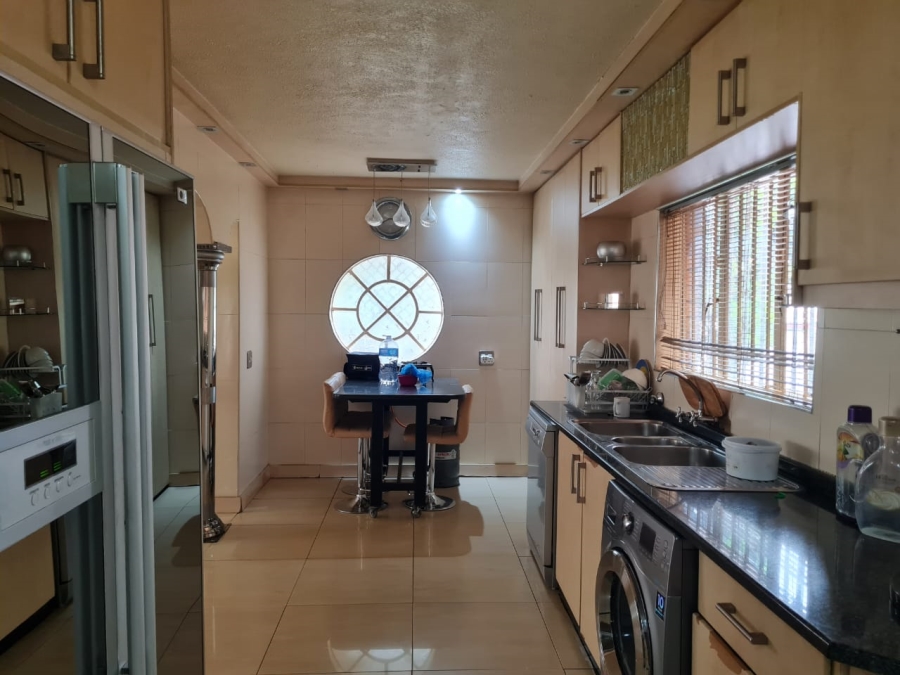 11 Bedroom Property for Sale in Lenasia South Gauteng