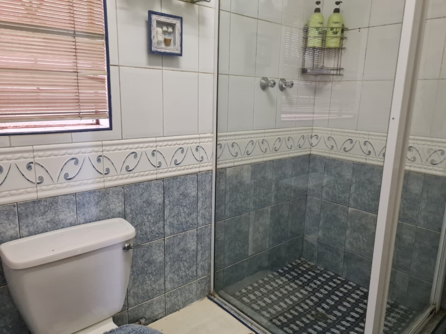 11 Bedroom Property for Sale in Lenasia South Gauteng