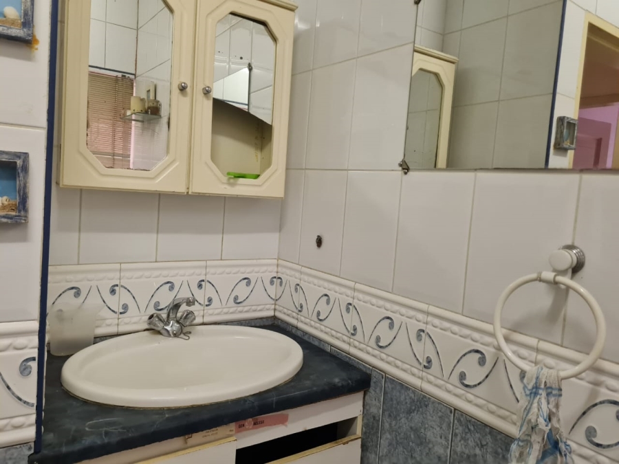 11 Bedroom Property for Sale in Lenasia South Gauteng