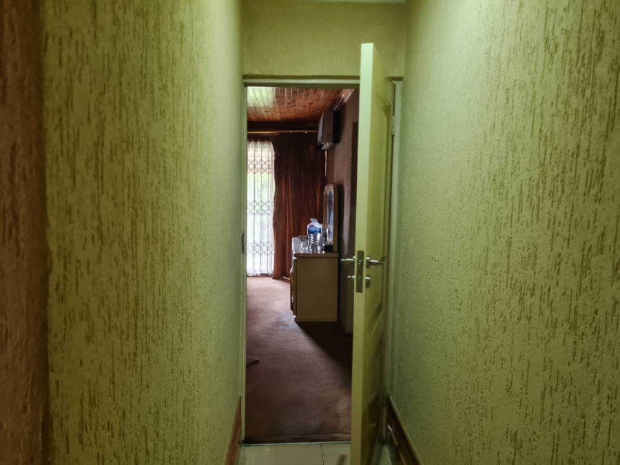 11 Bedroom Property for Sale in Lenasia South Gauteng