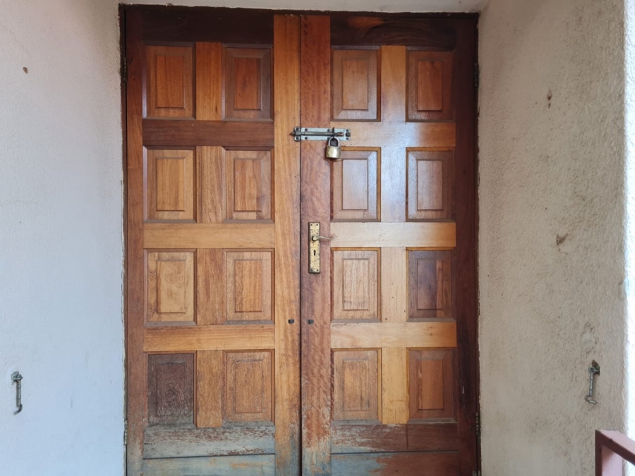 11 Bedroom Property for Sale in Lenasia South Gauteng