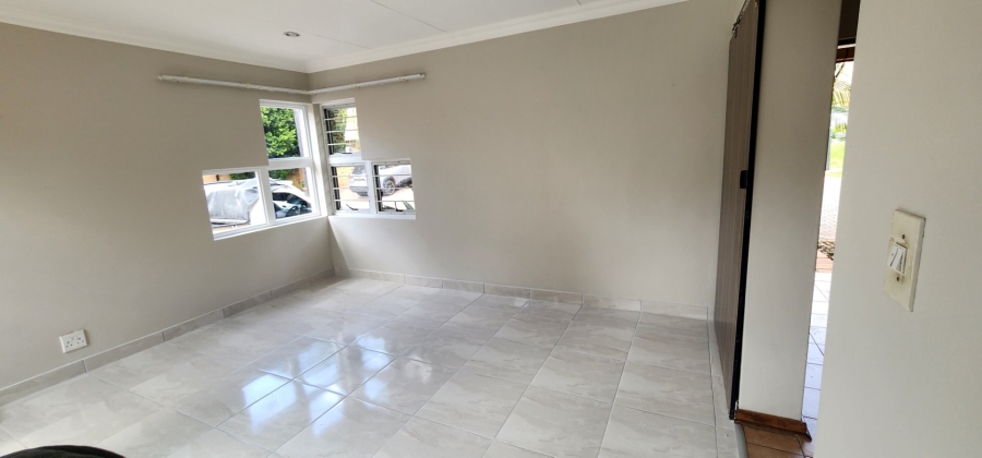 To Let 3 Bedroom Property for Rent in Eldopark Gauteng