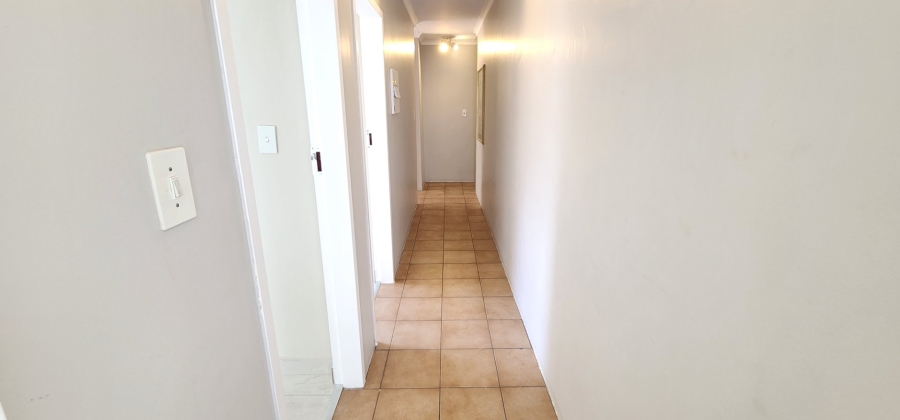 To Let 3 Bedroom Property for Rent in Eldopark Gauteng
