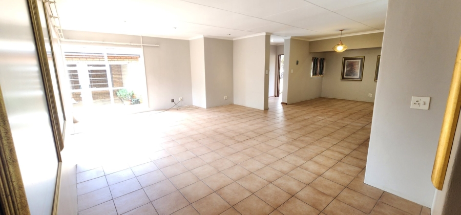 To Let 3 Bedroom Property for Rent in Eldopark Gauteng