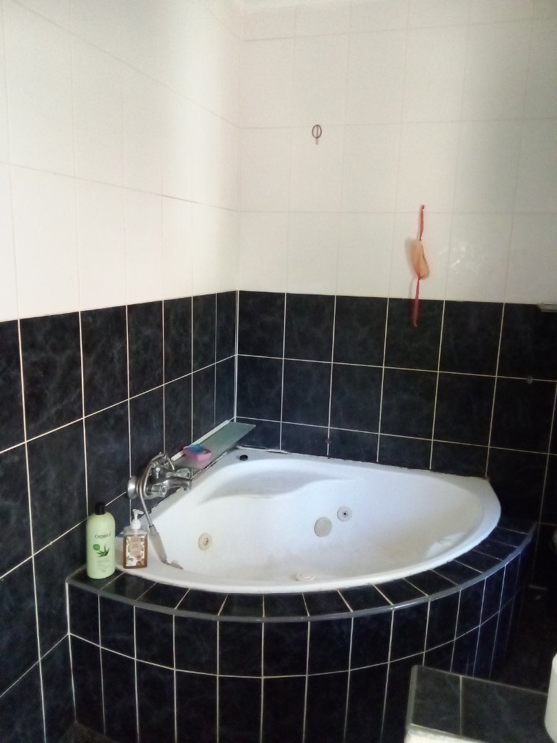 3 Bedroom Property for Sale in Albertville Gauteng