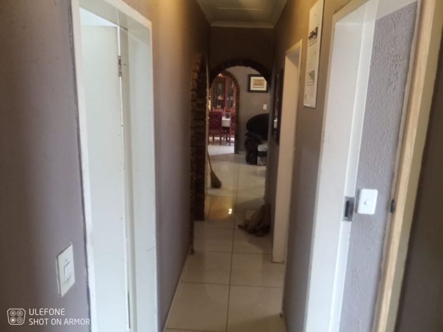 To Let 3 Bedroom Property for Rent in Dawn Park Gauteng